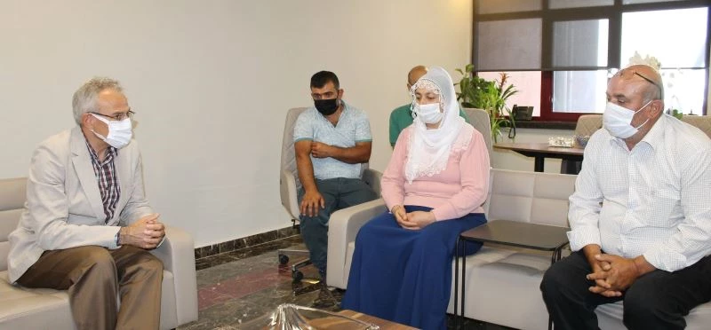 Rektör Özaydın tedavi gören askeri ziyaret etti
