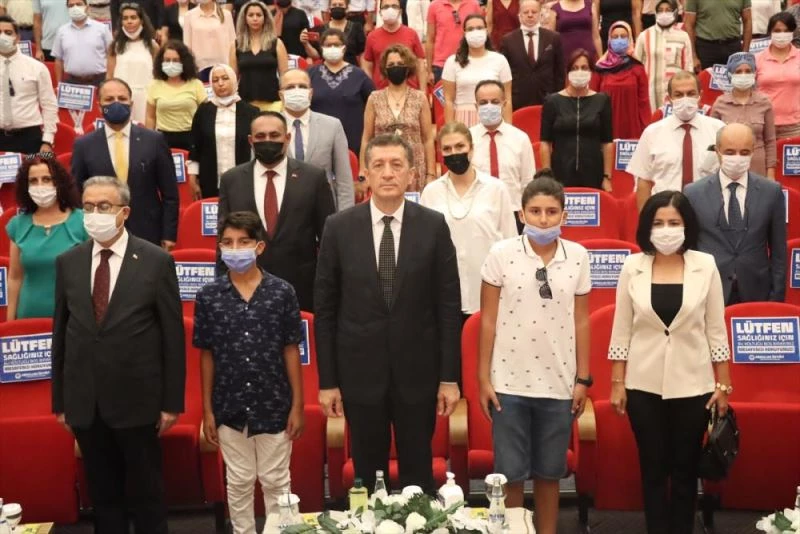 Milli Eğitim Bakanı Ziya Selçuk, Mersin