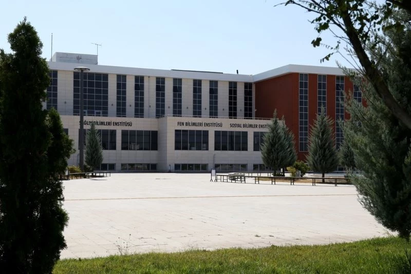 ASÜ’de lisansüstü öğrenci alımı başvuruları 22 Ağustos’ta sona erecek
