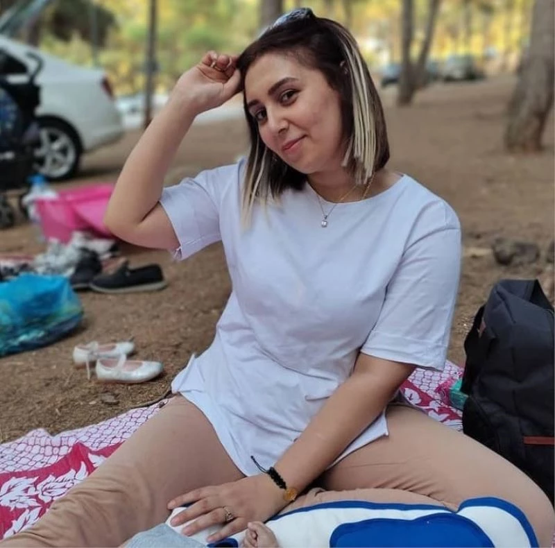 Bir çocuk annesi kadın eşiyle tartıştıktan sonra canına kıydı
