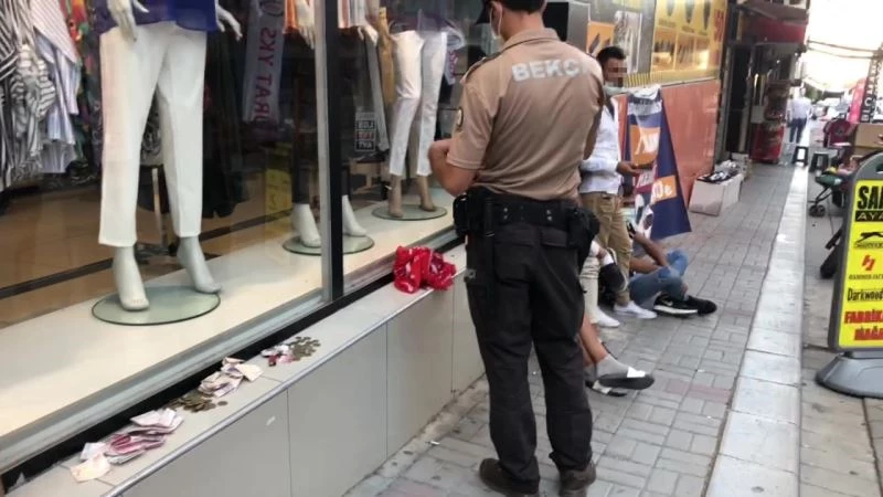 Bekçiler ‘Askere gideceğiz’ yalanıyla para toplayan gençleri kovalamacaya yakaladı
