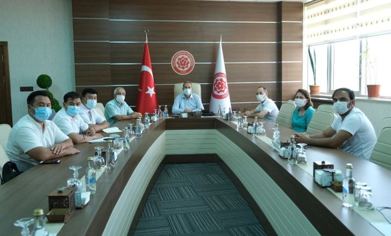 SCÜ yurt dışındaki üniversitelerin ilgi odağı oluyor
