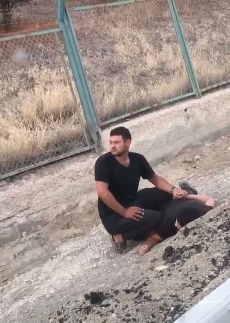 Polatlı’da kışlada yangın çıkarmaya çalışan şahıs yakalandı
