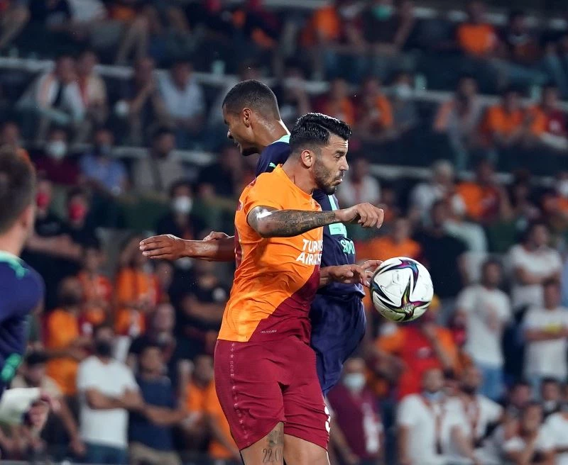 UEFA Şampiyonlar Ligi: Galatasaray: 1 - PSV Eindhoven: 2 (Maç sonucu)
