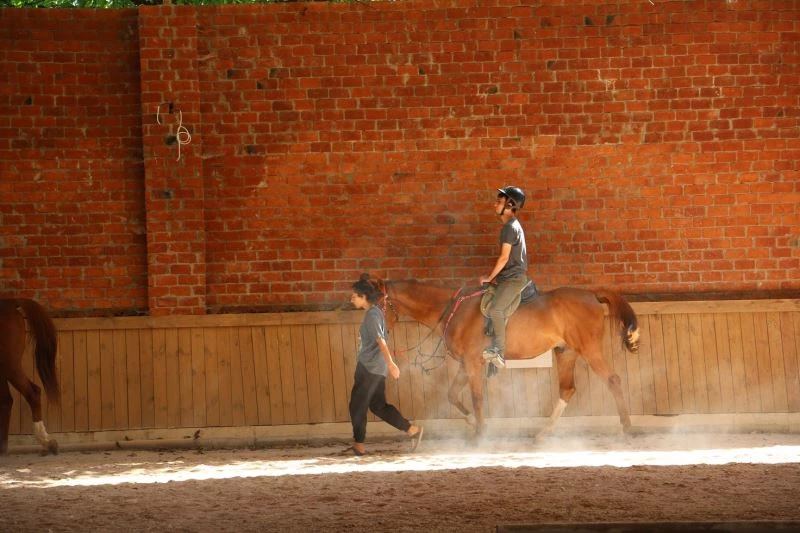 Gençler eğlenceyi doğada buldu
