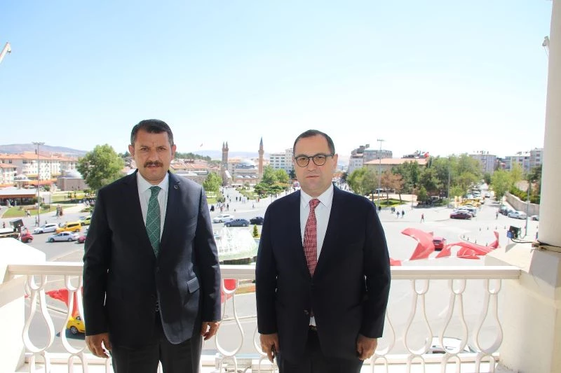 Büyükelçi George Ganjgava; “Sivas benim için çok önemli bir yer’’
