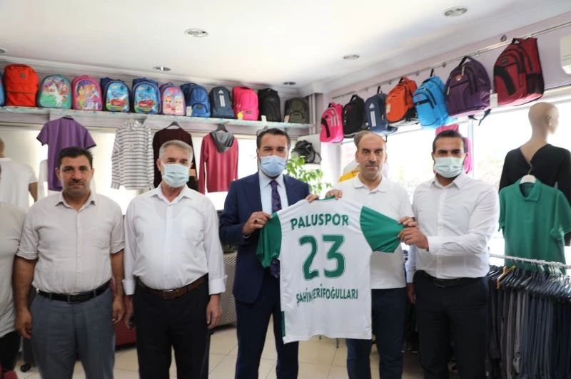 Başkan Şerifoğulları, “Belediyecilik hizmetleri gönül işidir”
