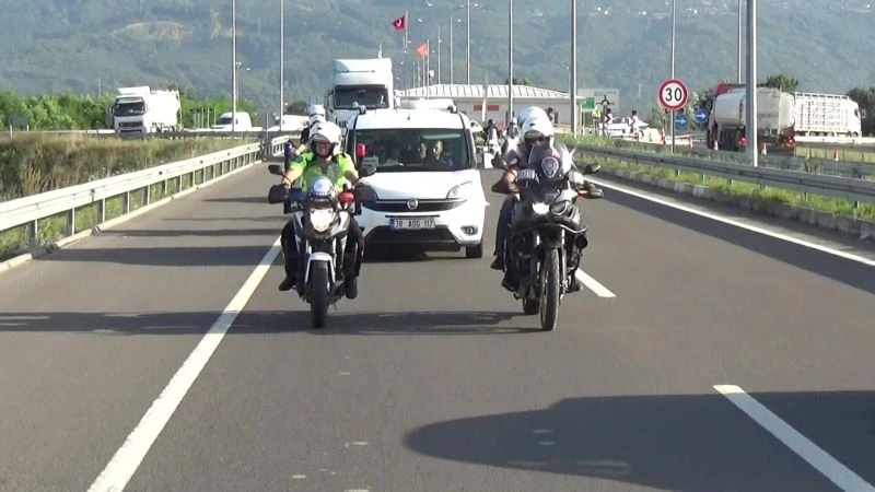 Olimpiyatlara katılan halterci evine döndü
