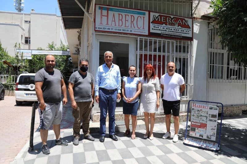 Başkan Tarhan, Mersin basınına projelerini anlattı
