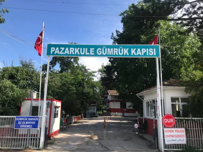 Edirne’de kapalı olan Pazarkule Sınır Kapısı 16 ay sonra açıldı
