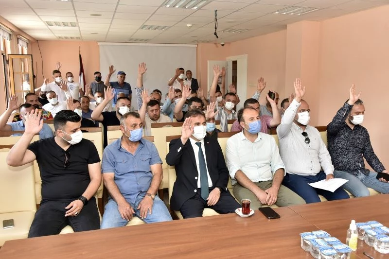 Gümüşhanespor’un 18.başkanı Ertürk Yakut oldu
