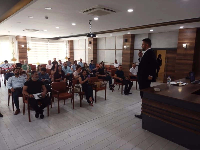 Diyarbakır’daki emlak piyasası masaya yatırıldı
