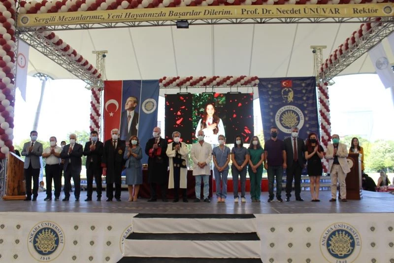 Ankara Üniversitesi’nden 12 veteriner Manavgat’a desteğe gidiyor
