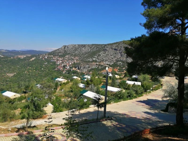 Sütçüler ilçesi yaz aylarında nüfusunu 5’e katlıyor
