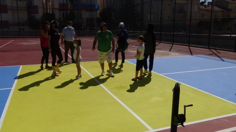 Pickleball Afyonkarahisar’da yaygınlaşıyor
