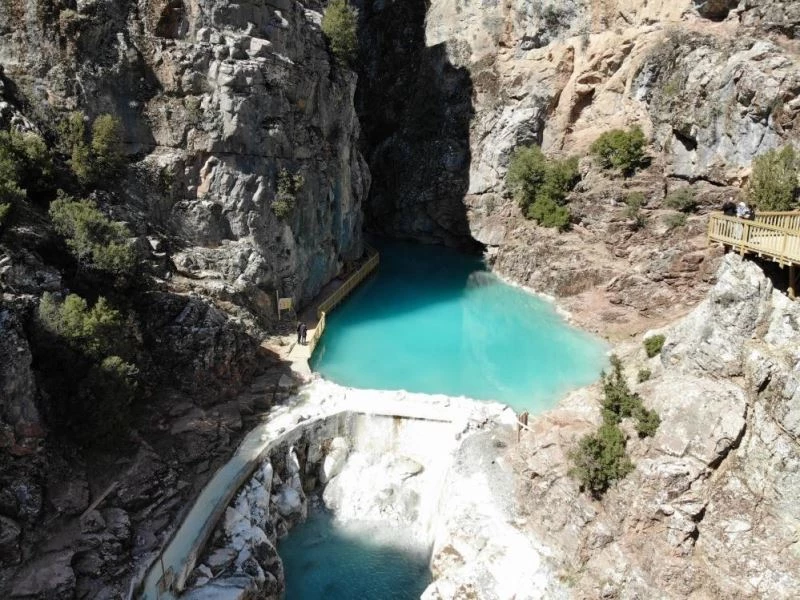 Denizli’de bir kanyon yangınlar nedeniyle kapatıldı
