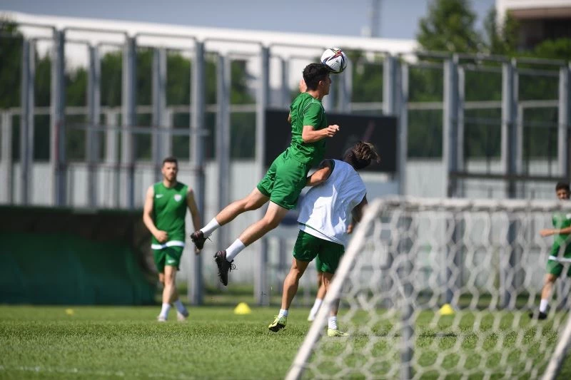 Bursaspor’da çalışmalar tempolu devam ediyor

