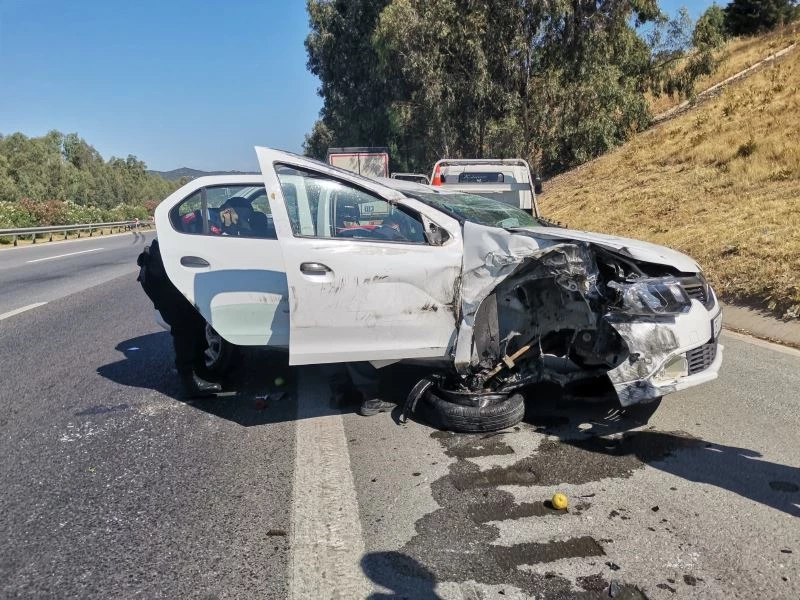 Aydın-İzmir otobanında trafik kazası: 1 yaralı
