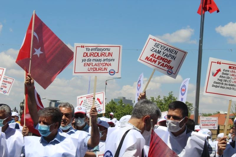 Memur-Sen Genel Başkanı Yalçın: “Seyyanen zam ve memurların payına düşen refah payını istiyoruz”
