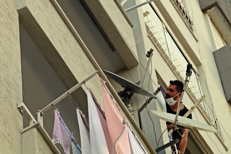 Yaşlı adamın ölümü, evine giren sinekler sayesinde ortaya çıktı
