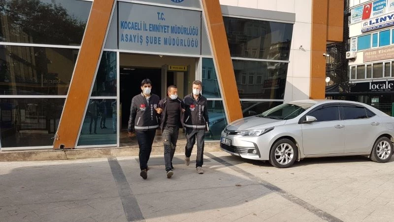 Üvey babasını bıçaklamıştı, müebbet ve 12 yıl hapis cezası aldı
