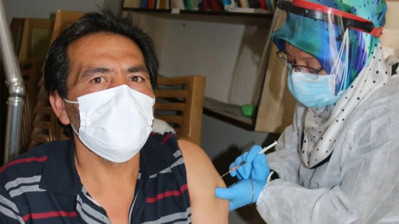 Kırıkkale’de mobil aşı istasyonlarında aşılama sürüyor
