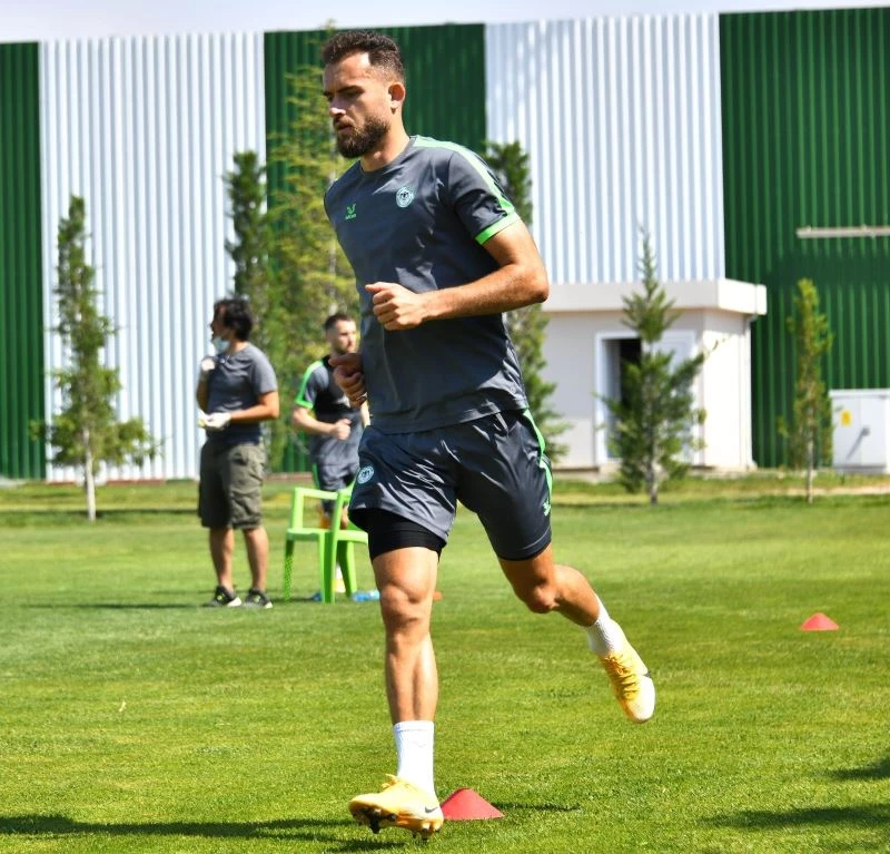Konyasporlu futbolcular performans testinden geçti
