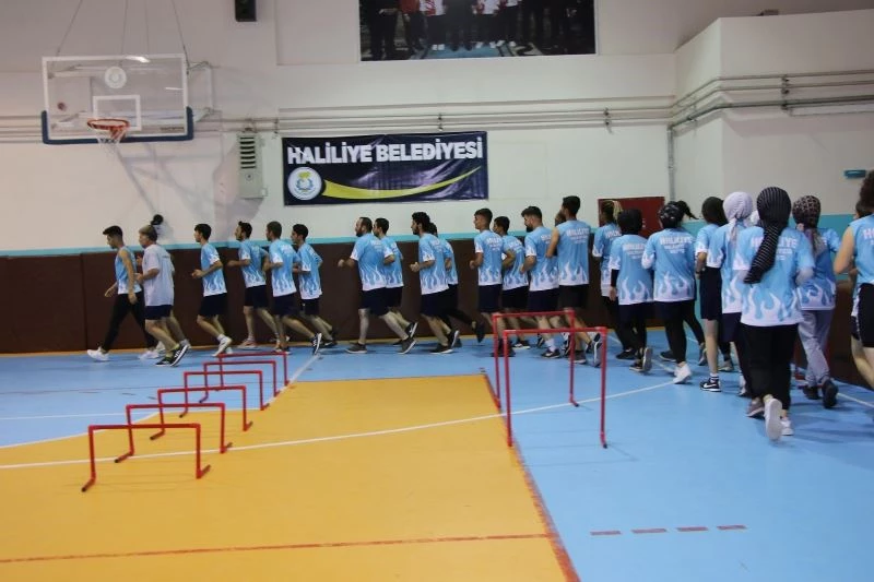 Haliliye‘de gençler hedeflerinin peşinde koşuyor
