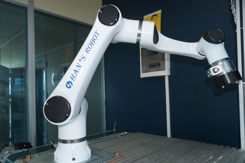 ULUTEK, Korelilerle robot fabrikası kuracak
