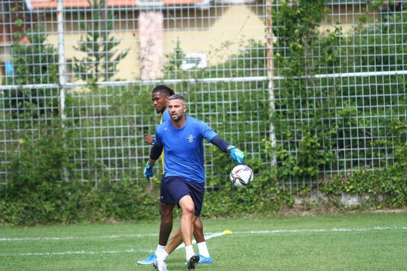 Adana Demirspor kalecisi Ferhat: 