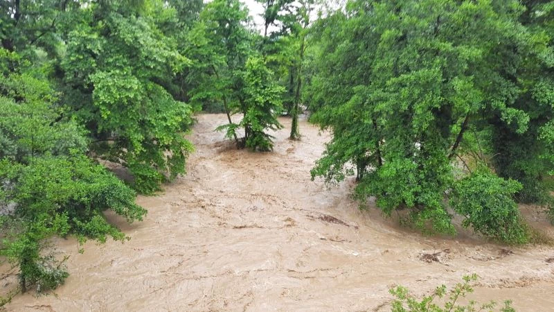 Kdz. Ereğli’de sel dükkanları vurdu
