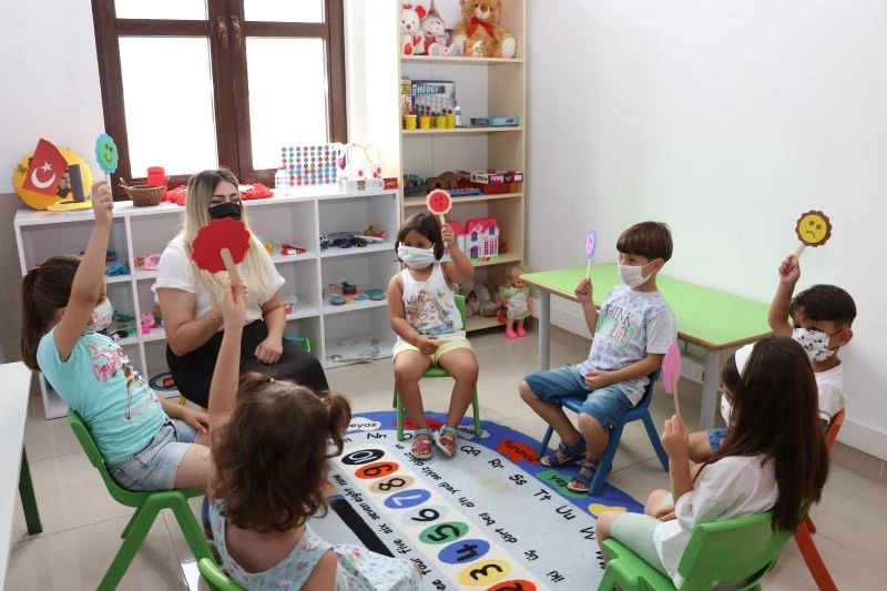 Çocuklara duygu kelime dağarcığı çalışması yapıldı
