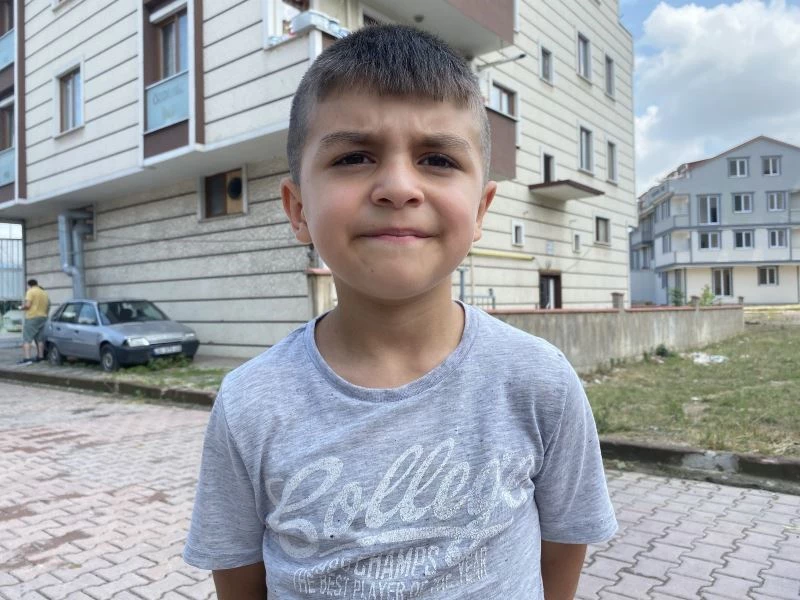 Minik Emir, sürmeyi ilk öğrendiği bisikletinin çalınmasının burukluğunu yaşıyor
