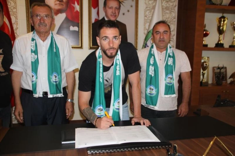 Serik Belediyespor Gökhan Pala ile sözleşme imzaladı