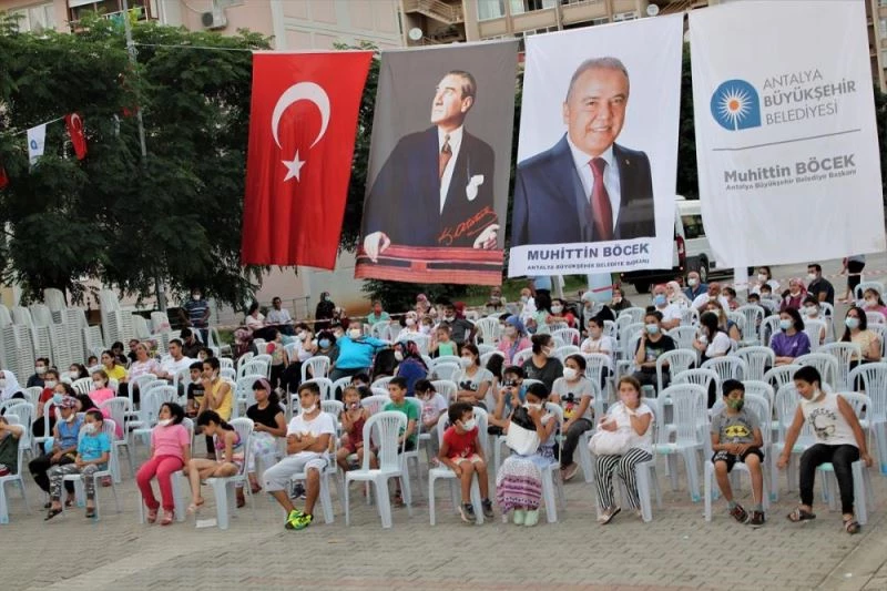 Büyükşehir Belediyesi, ilçelerde 