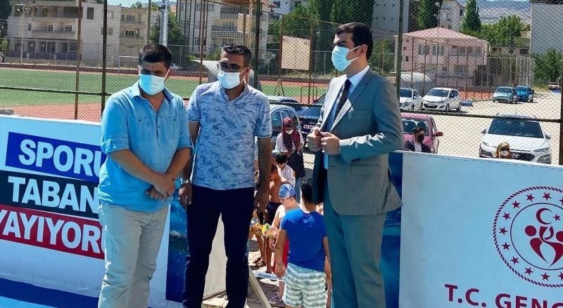 Kaymakam Köksal, yaz spor kurslarını inceledi
