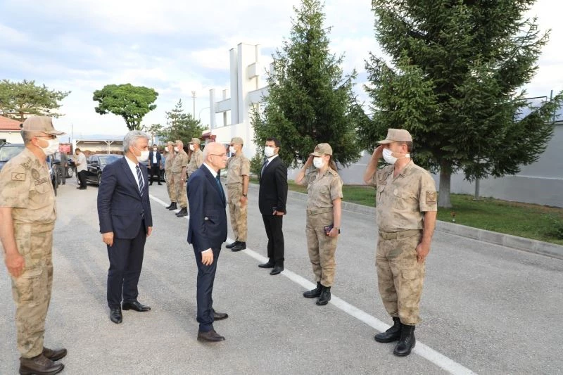 Bakan yardımcısı Erdil, Erzincan’da incelemelerde bulundu
