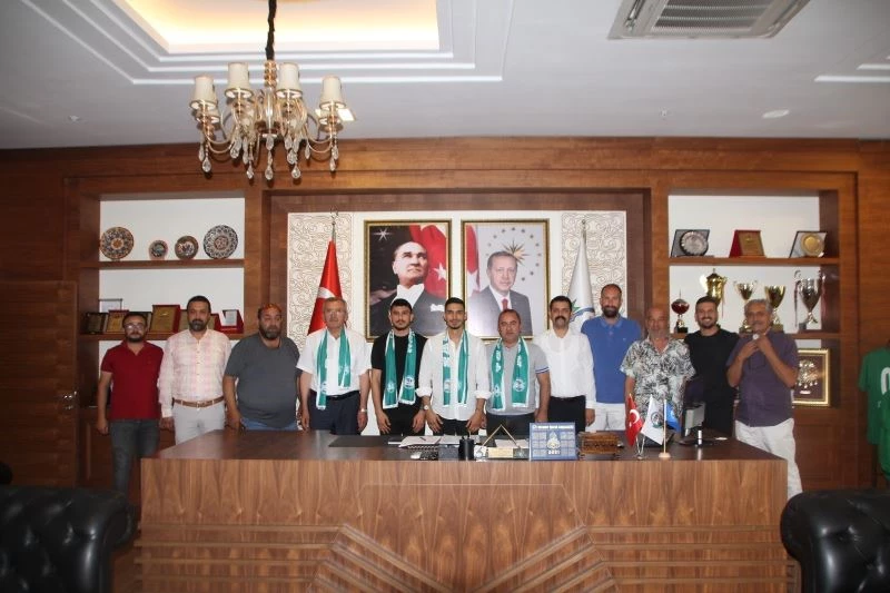 Serik Belediyespor  Burak Göksel ve Ferdi Konak ile 2 yıllık  sözleşme imzaladı
