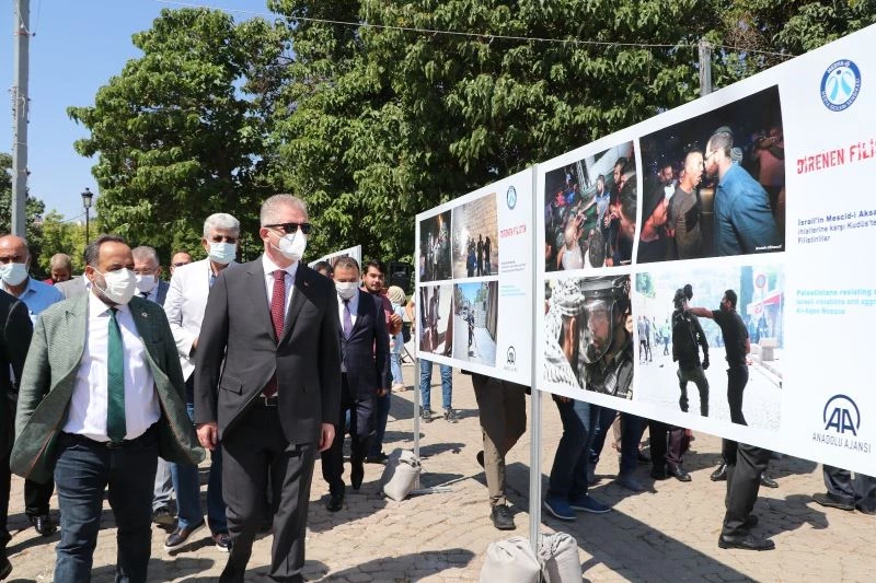 Gaziantep’te, ‘Direnen Filistin’ fotoğraf sergisi açıldı
