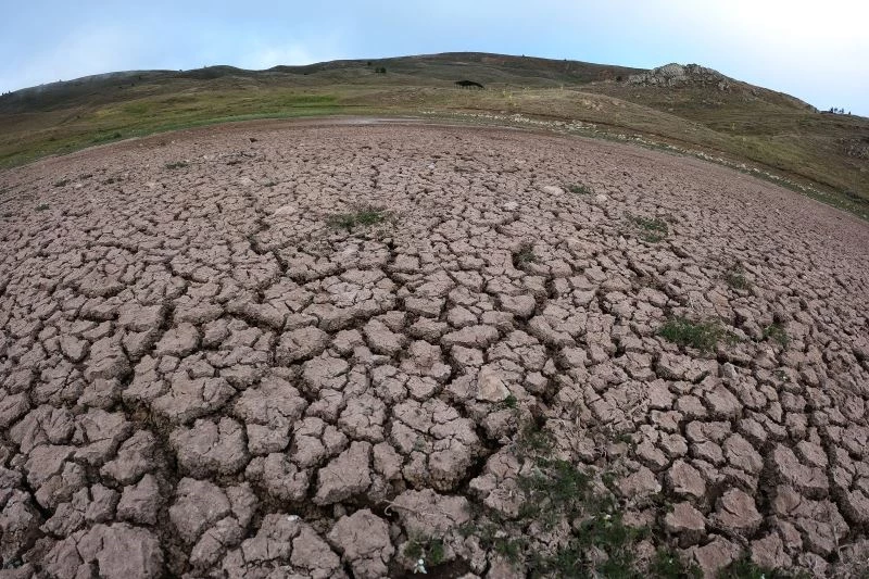 Dipsiz Göl “Dipsiz Çöl” oldu
