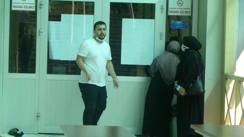 KPSS’ye geç kalan adaylar sınava giremedi
