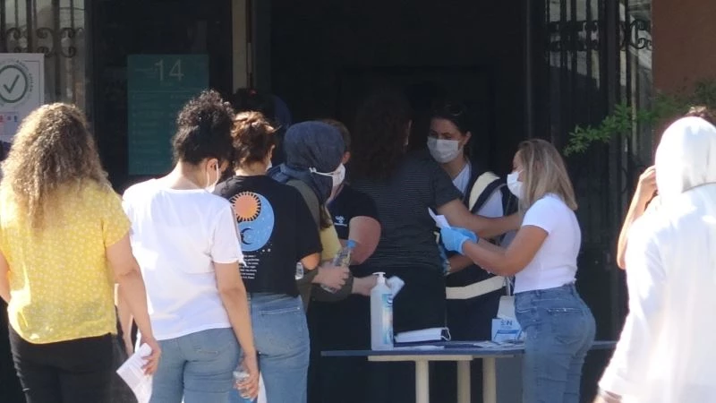 Kimliğini unutan genç, sınav salonuna böyle koştu
