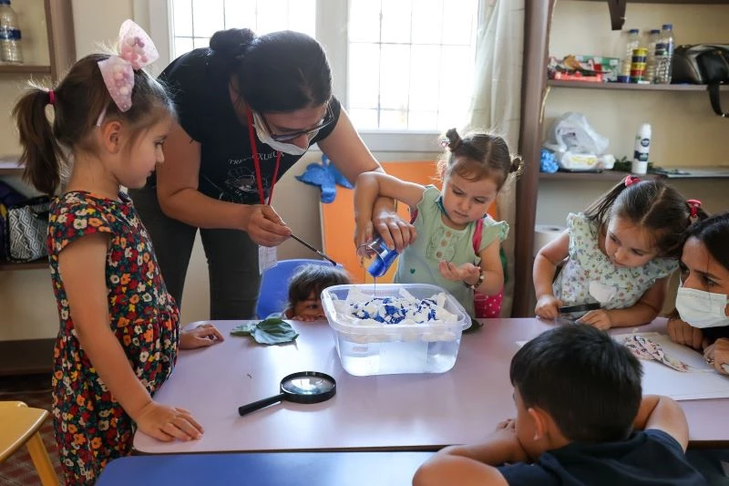 Buca Belediyesinden kırsala Minik Bilim İnsanları Atölyesi
