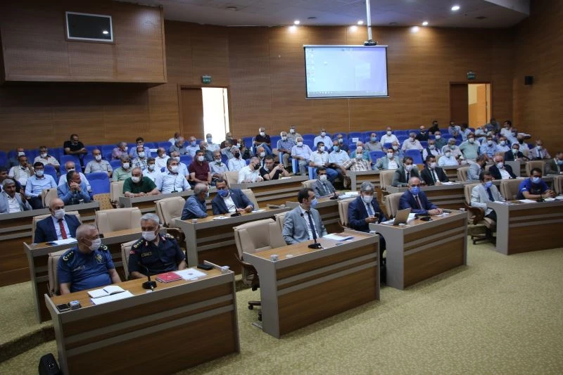 Vali Yırık’tan aşı çağrısı
