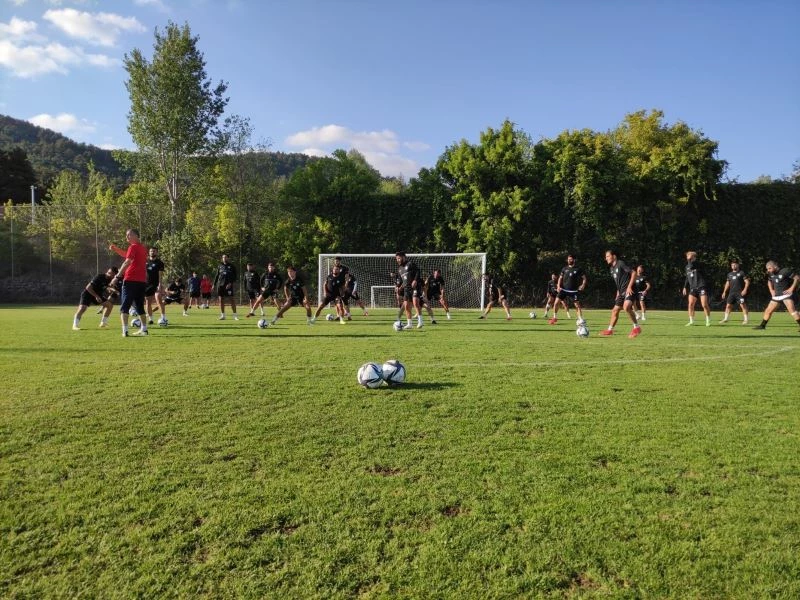 Iğdırspor 3. Lig’e Kızılcahamam’da hazırlanıyor
