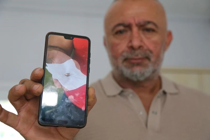 Ofiste otururken çatıdan düşen kurşun ile şok oldular
