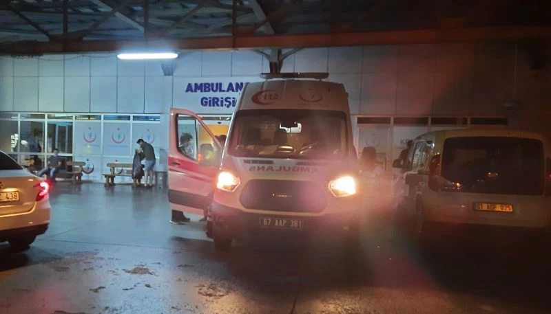 Alaplı’da 3 kişi yediği tavuktan zehirlendi
