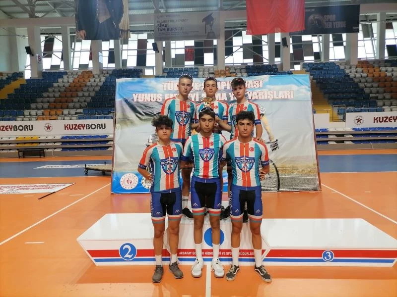 Konyaaltı’nın Bisiklet Takımı, 265 sporcu  arasında üçüncü oldu