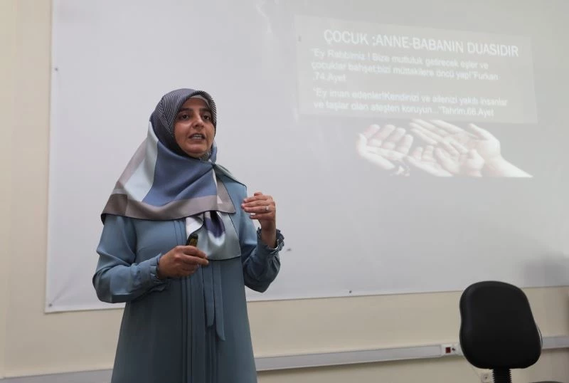 Van’da ‘Gönülden gönüle dost sohbetleri’ devam ediyor
