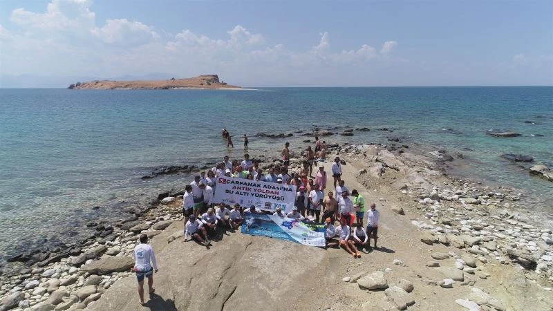 Çarpanak Adası’na su altı yürüyüşü

